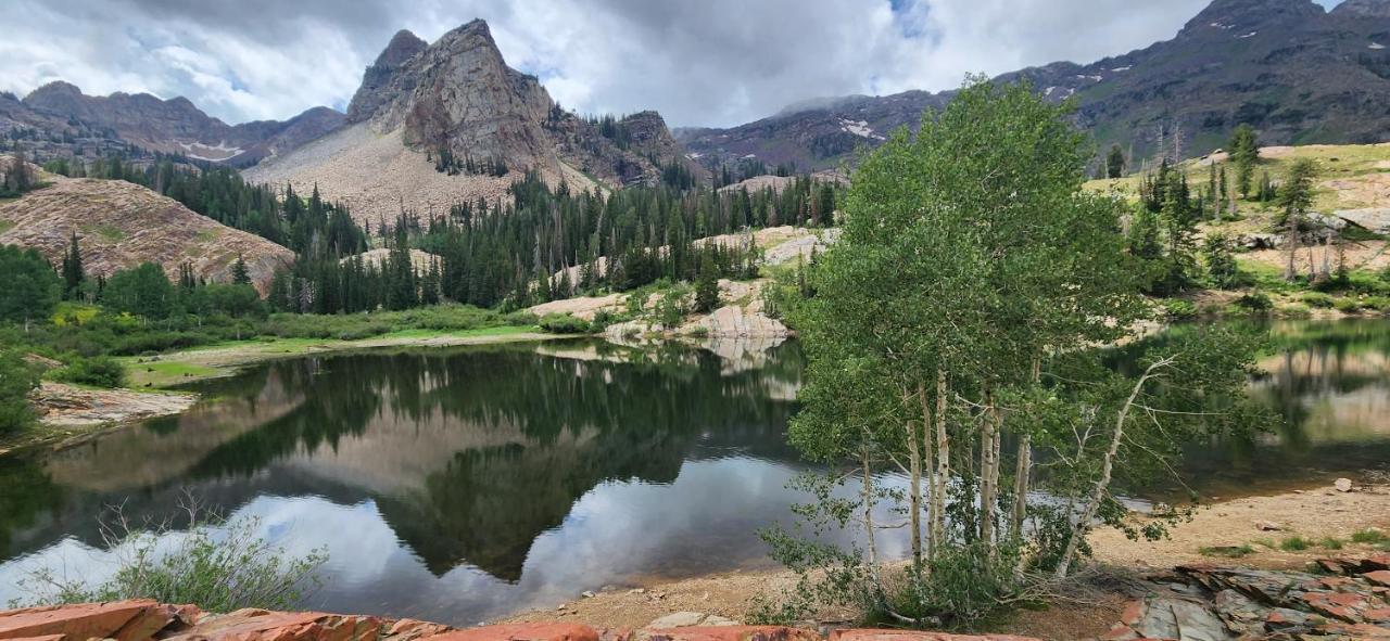 Stunning At Solitude, Steps From Chair Lift, East #103 Brighton المظهر الخارجي الصورة